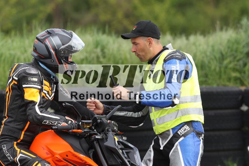 Archiv-2025/10 23.04.2025 Cornu Master School ADR/rot-rouge/48